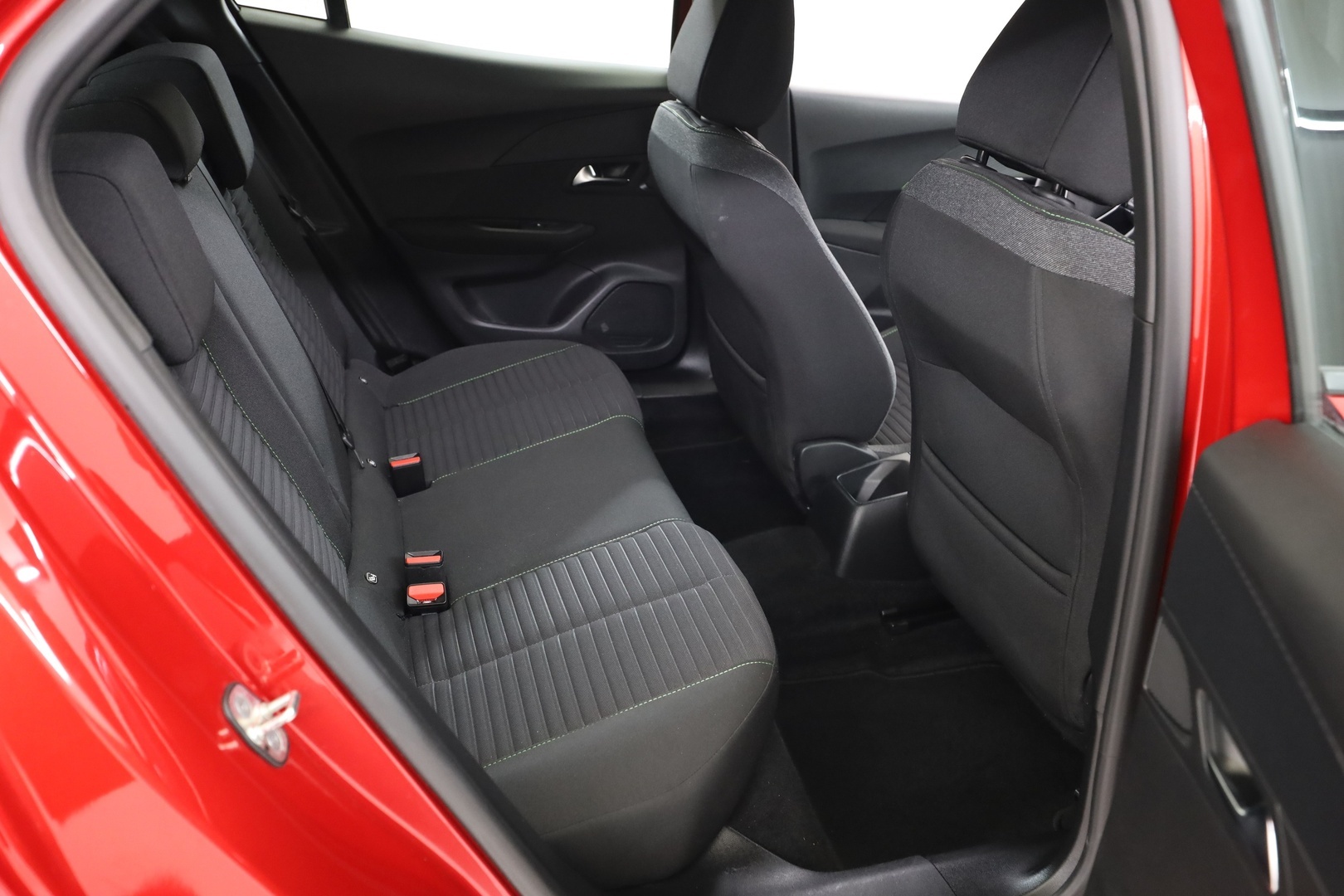 PEUGEOT 2008 17