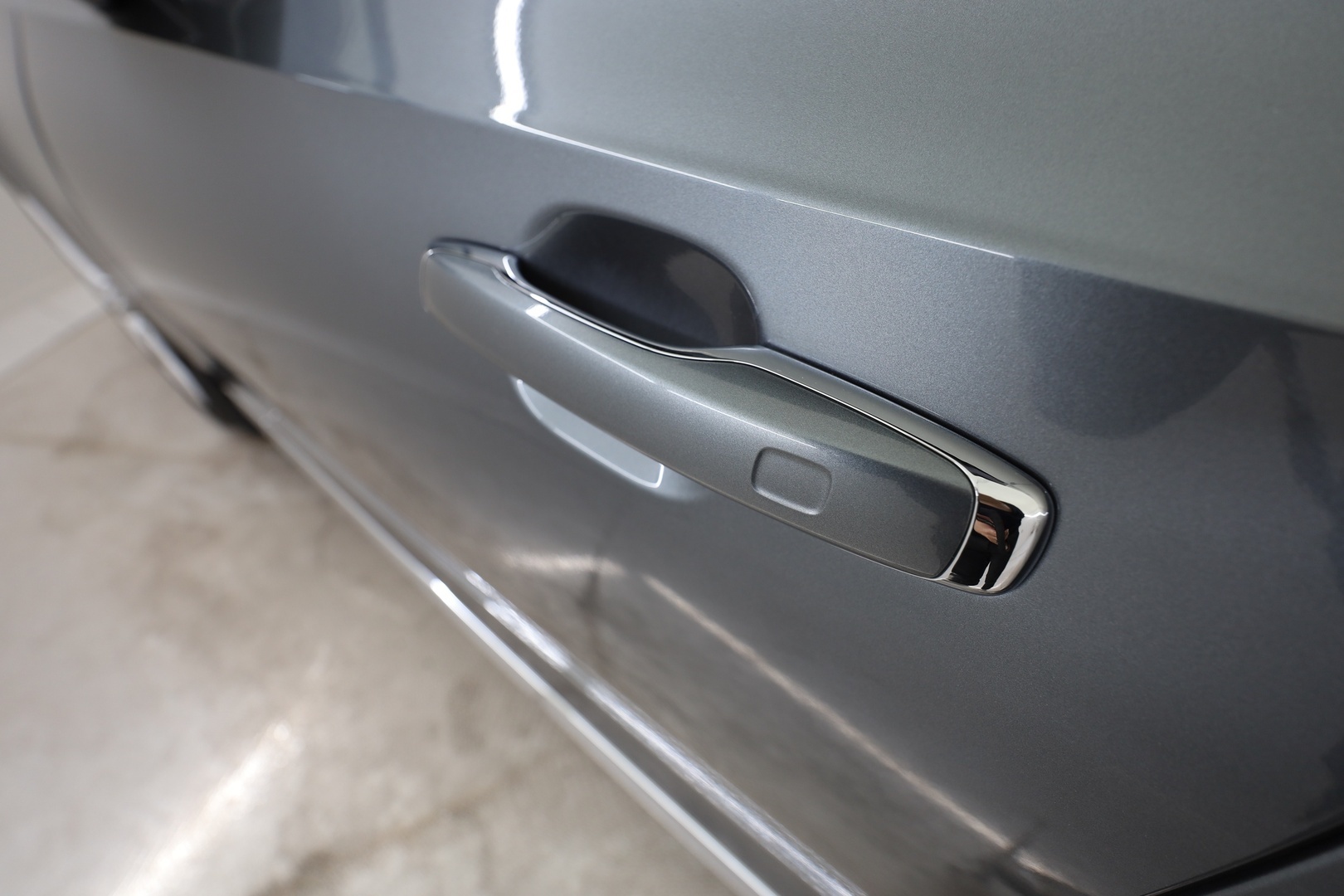 VOLVO S90 17