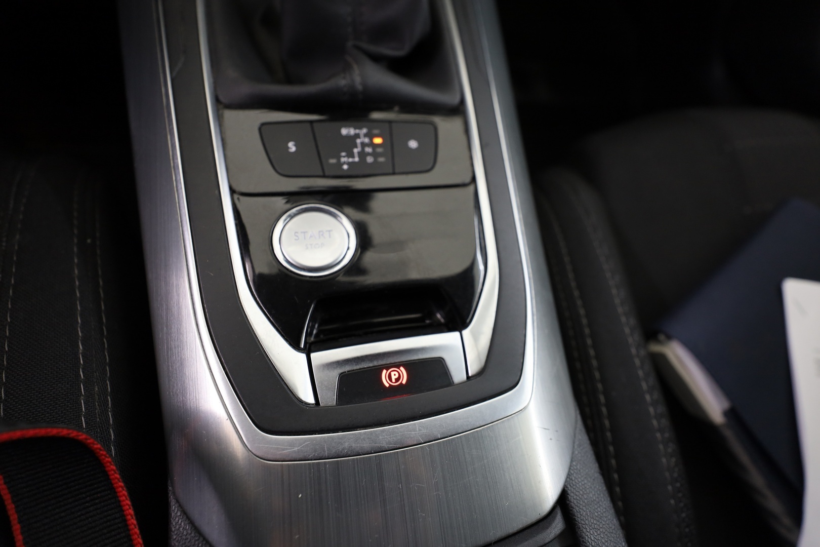PEUGEOT 308 16