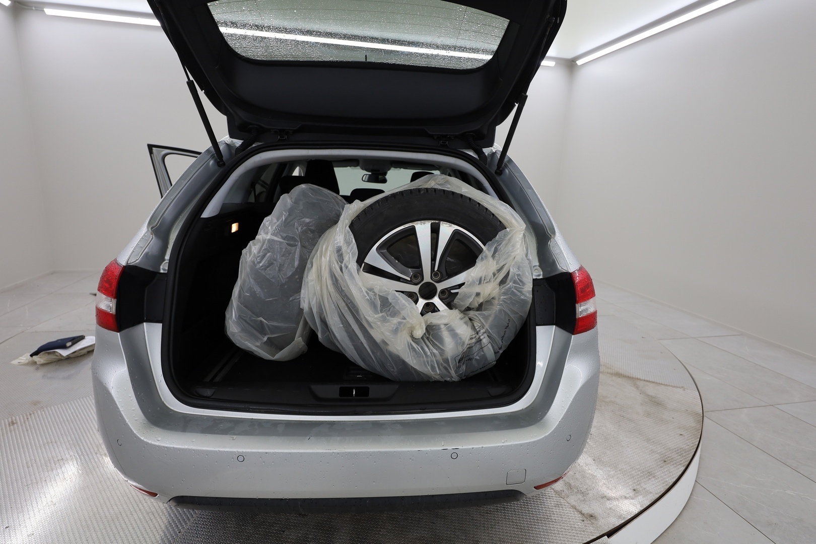 PEUGEOT 308 23