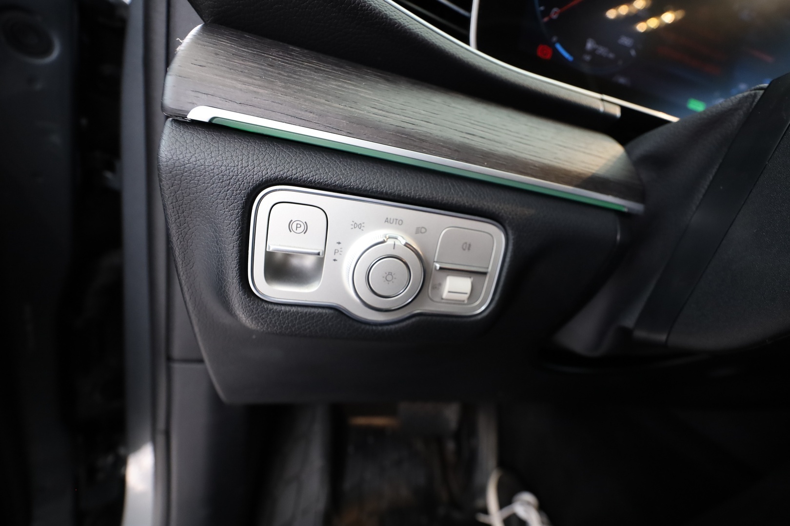 MERCEDES-BENZ GLE 17