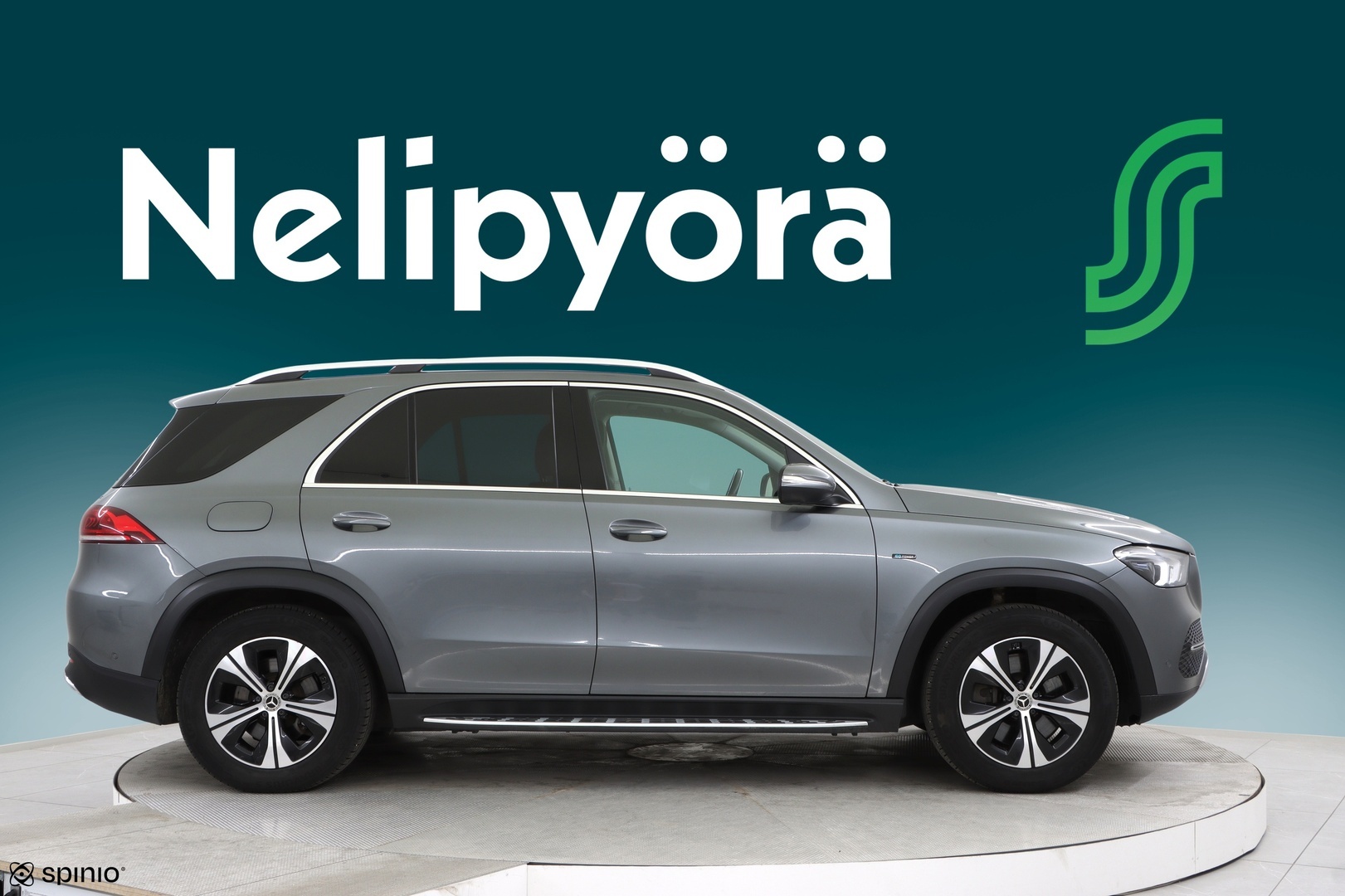 MERCEDES-BENZ GLE 7