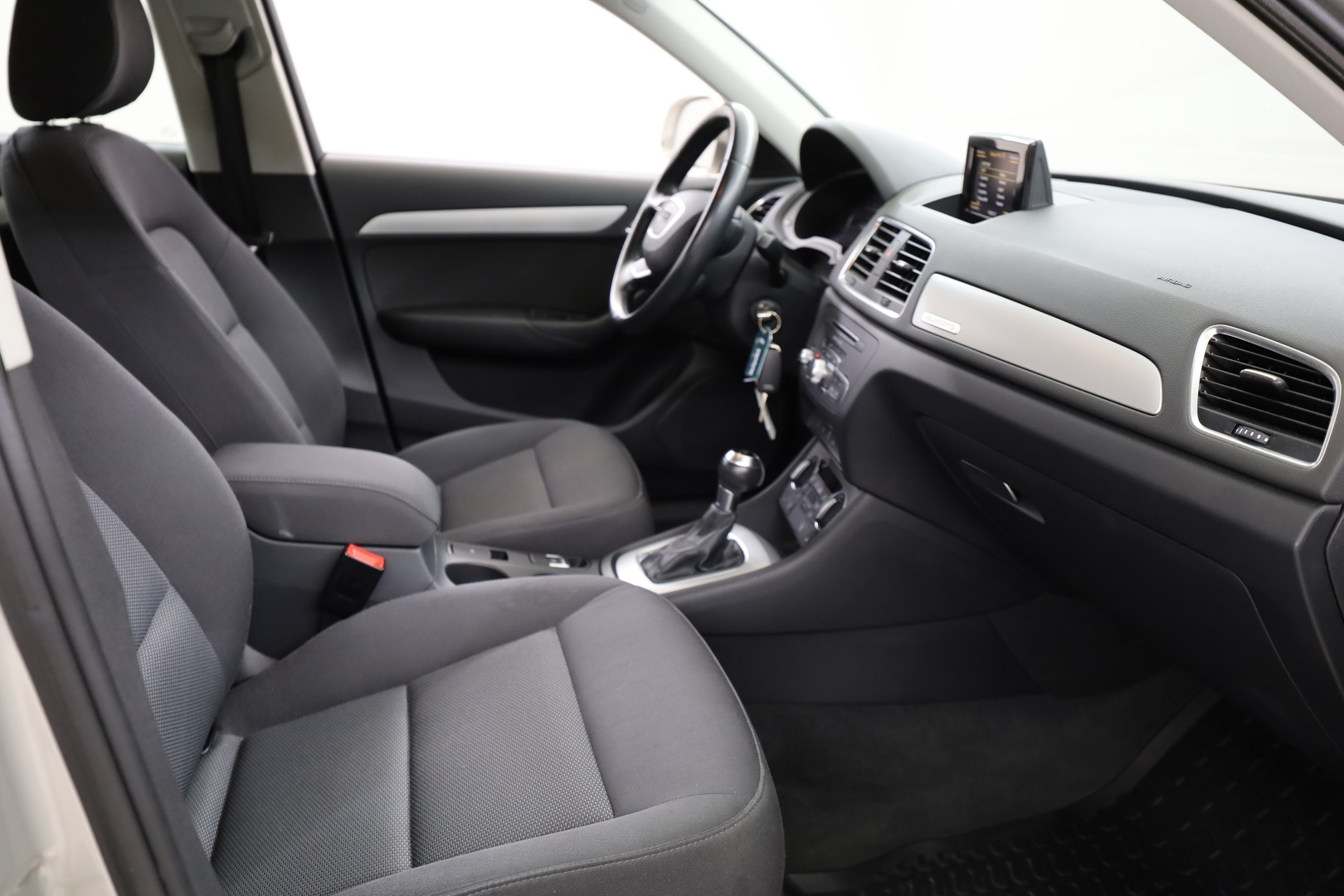 AUDI Q3 16