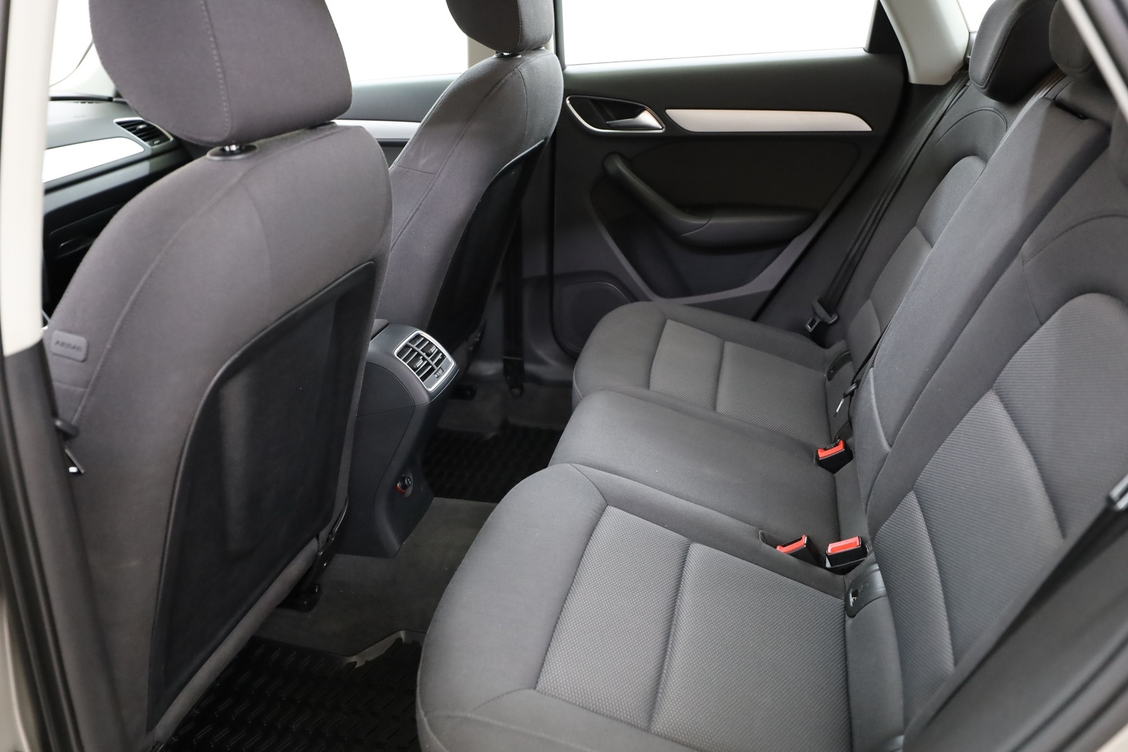 AUDI Q3 19