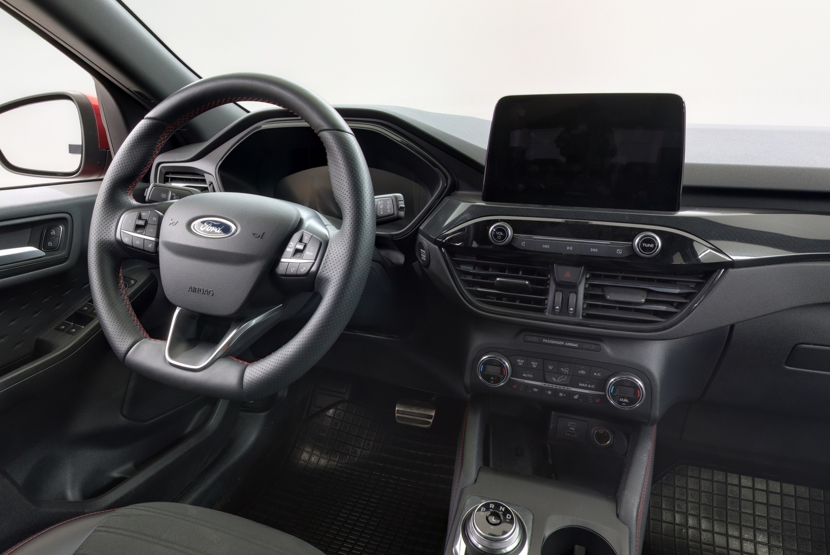 FORD Kuga 11