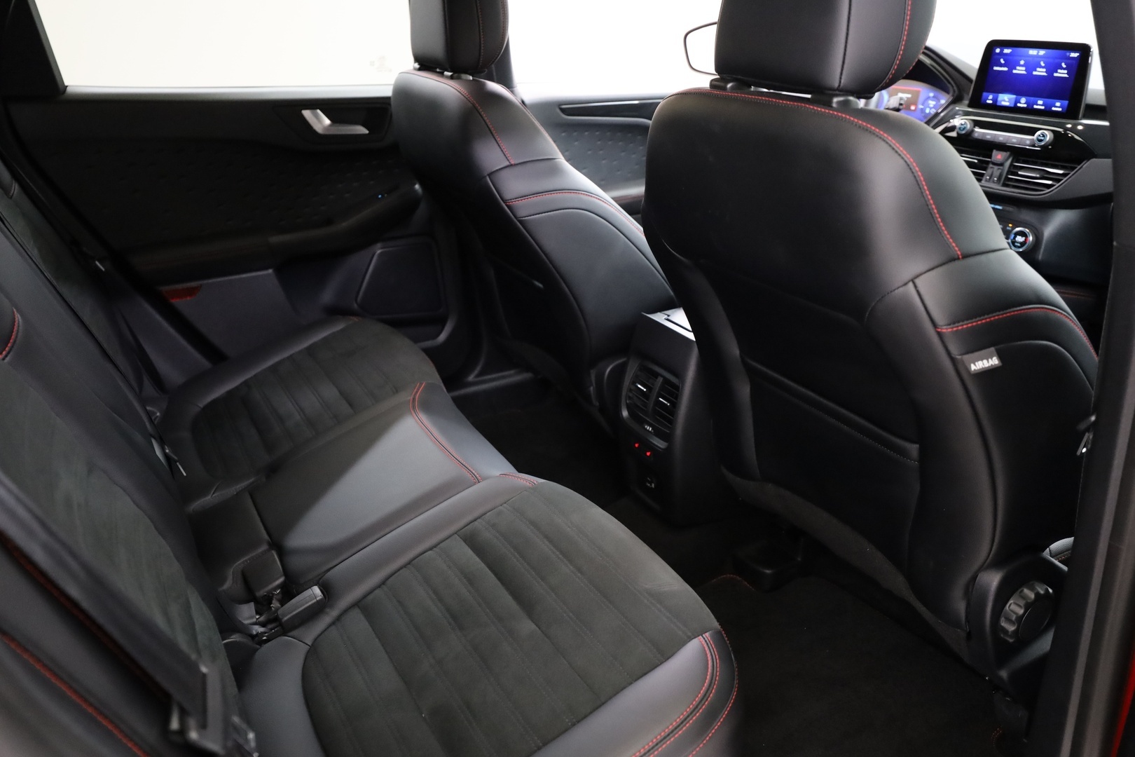 FORD Kuga 18