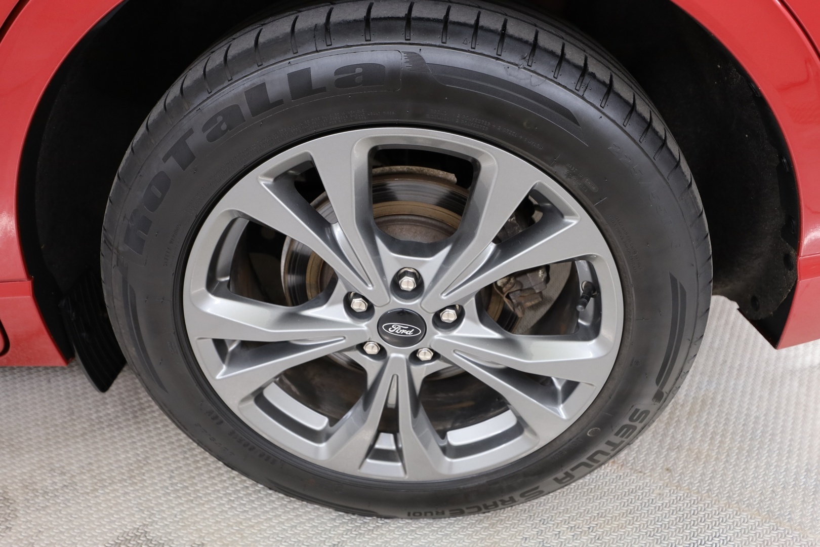 FORD Kuga 38