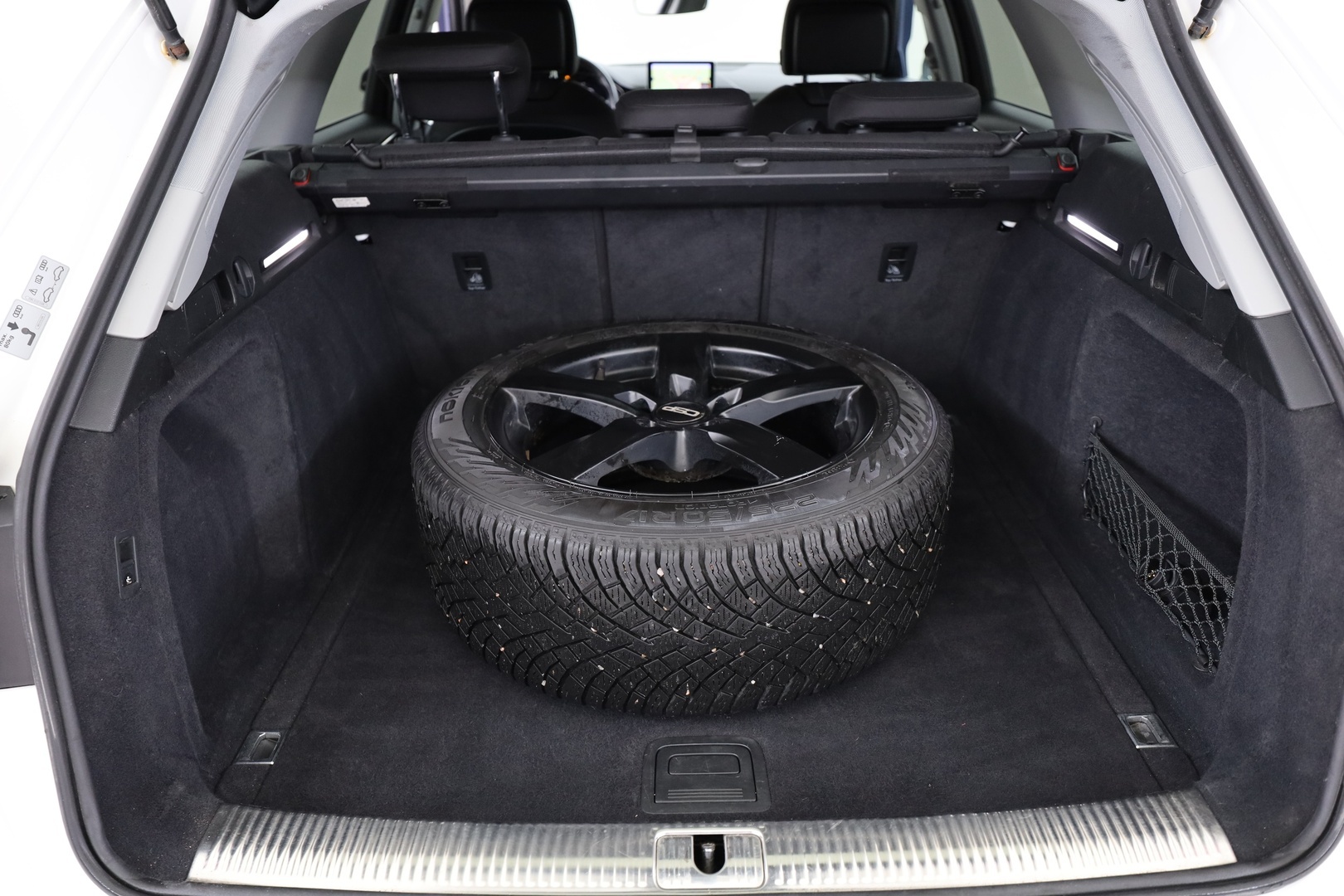 AUDI A4 19
