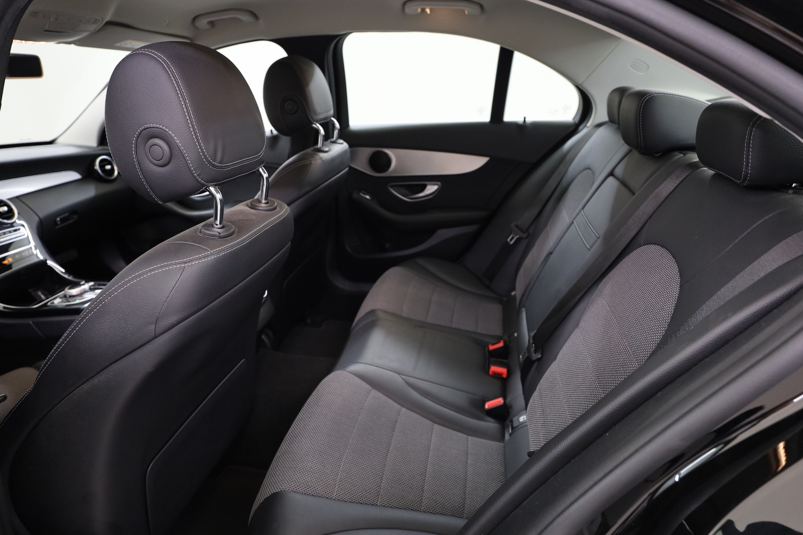 MERCEDES-BENZ C 17