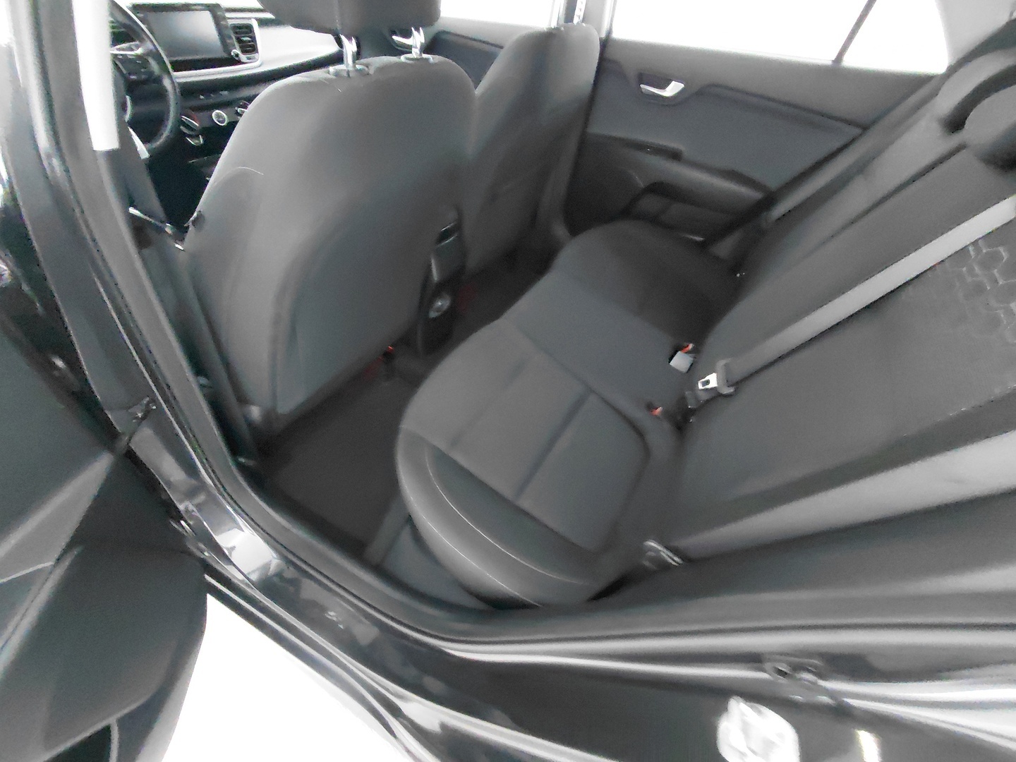 KIA Rio 18