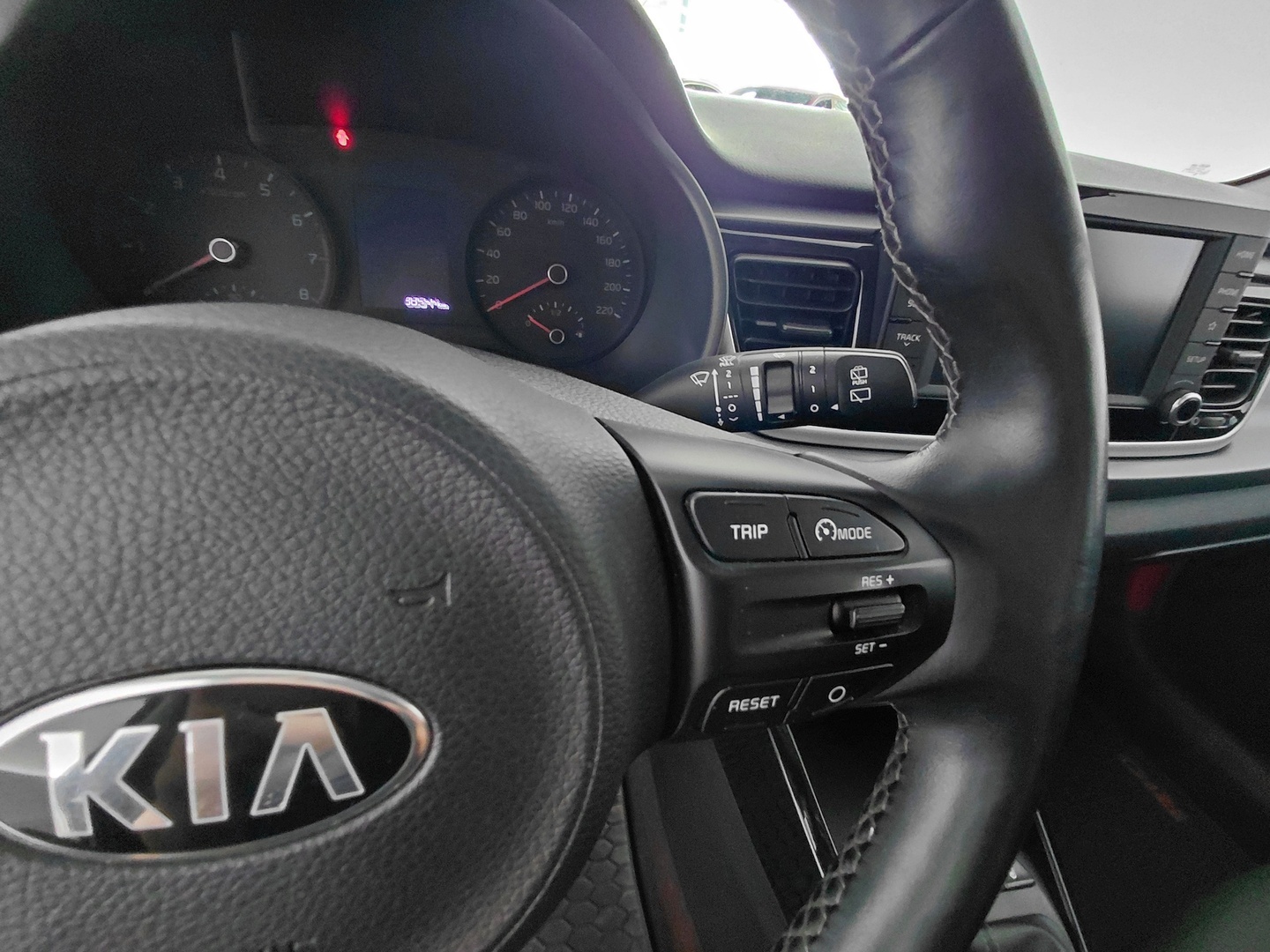 KIA Rio 29