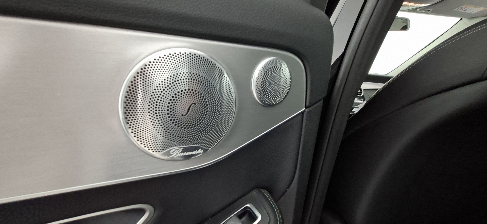 MERCEDES-BENZ C 22