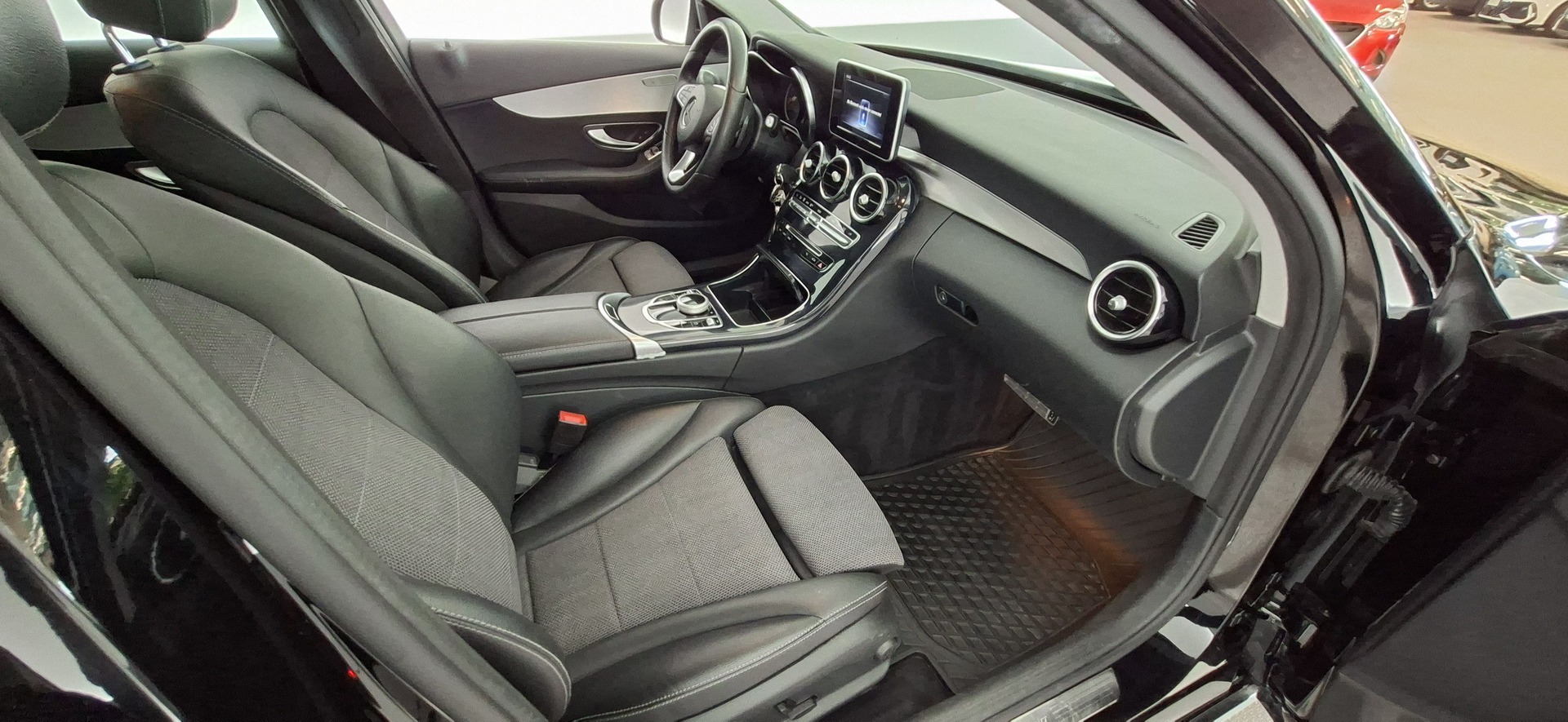 MERCEDES-BENZ C 27