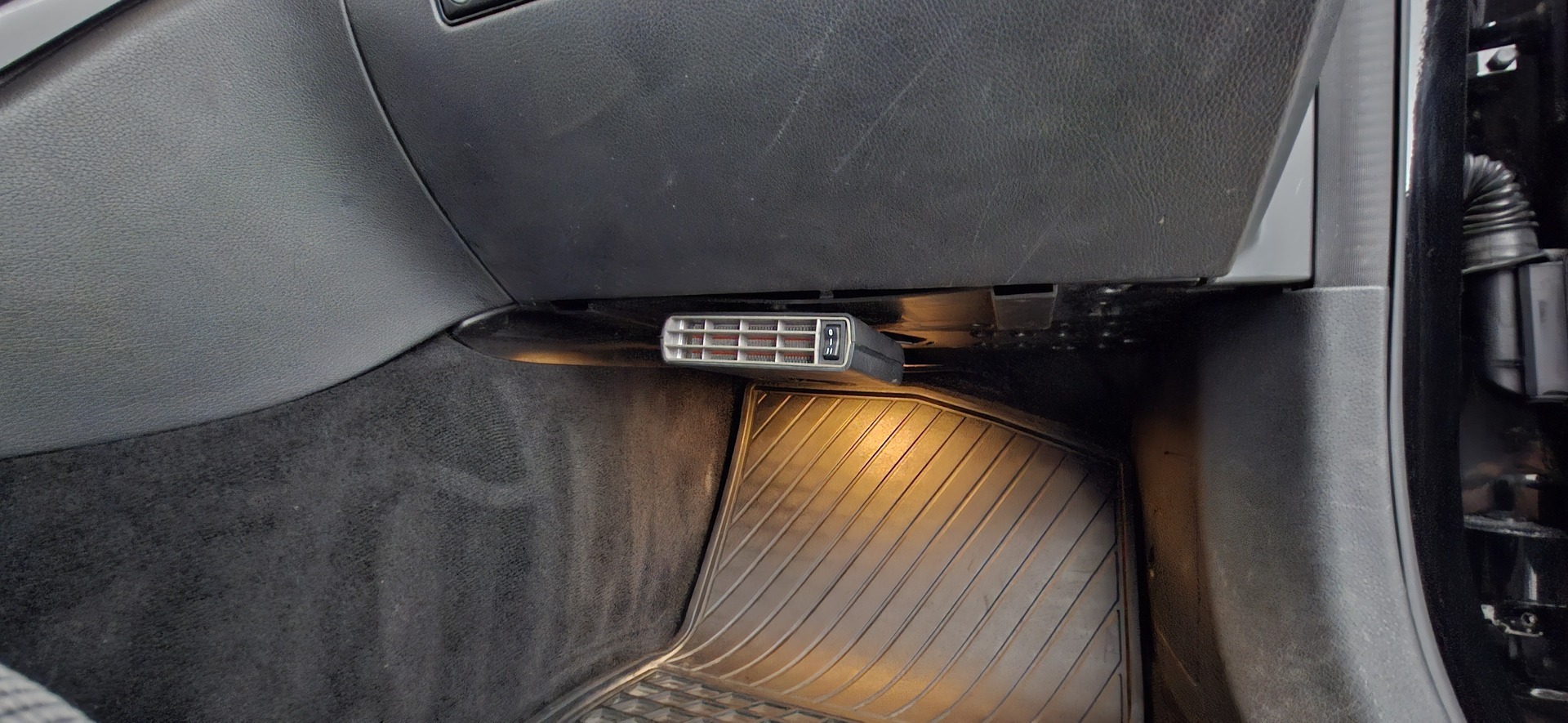 MERCEDES-BENZ C 29