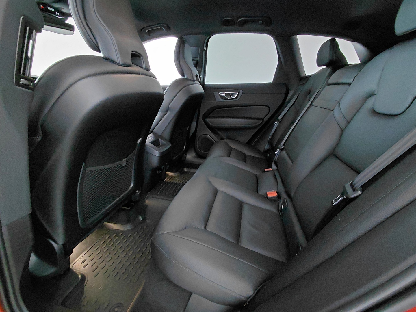 VOLVO XC60 19