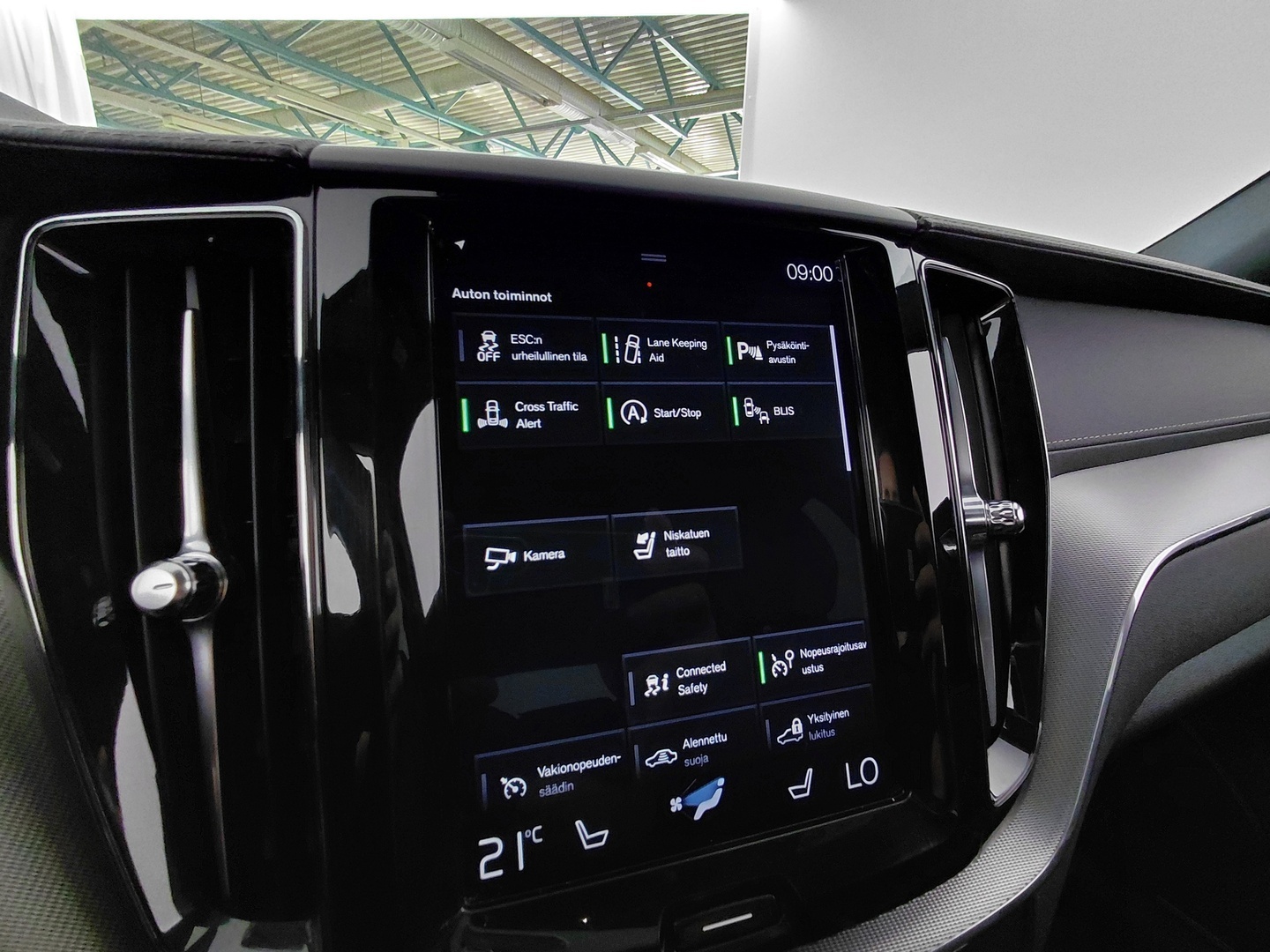 VOLVO XC60 33