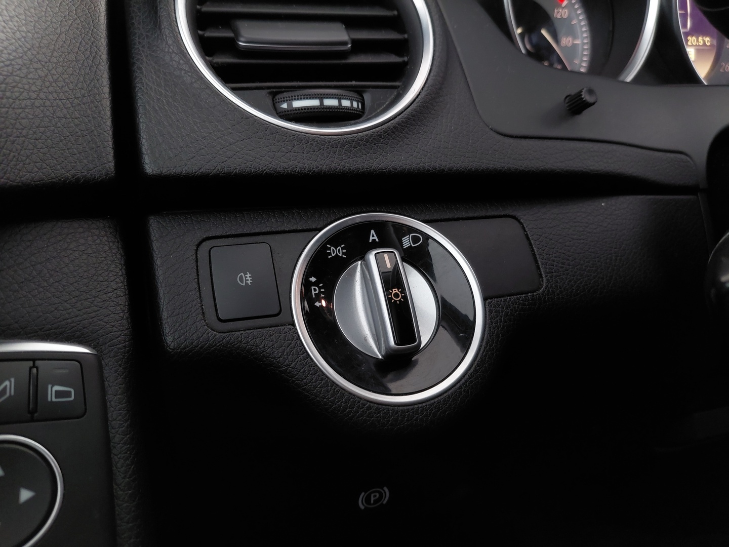 MERCEDES-BENZ C 34