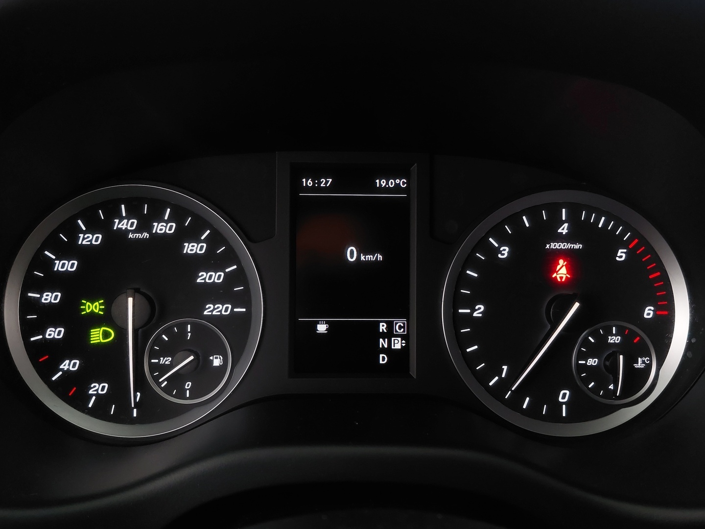 MERCEDES-BENZ Vito 26