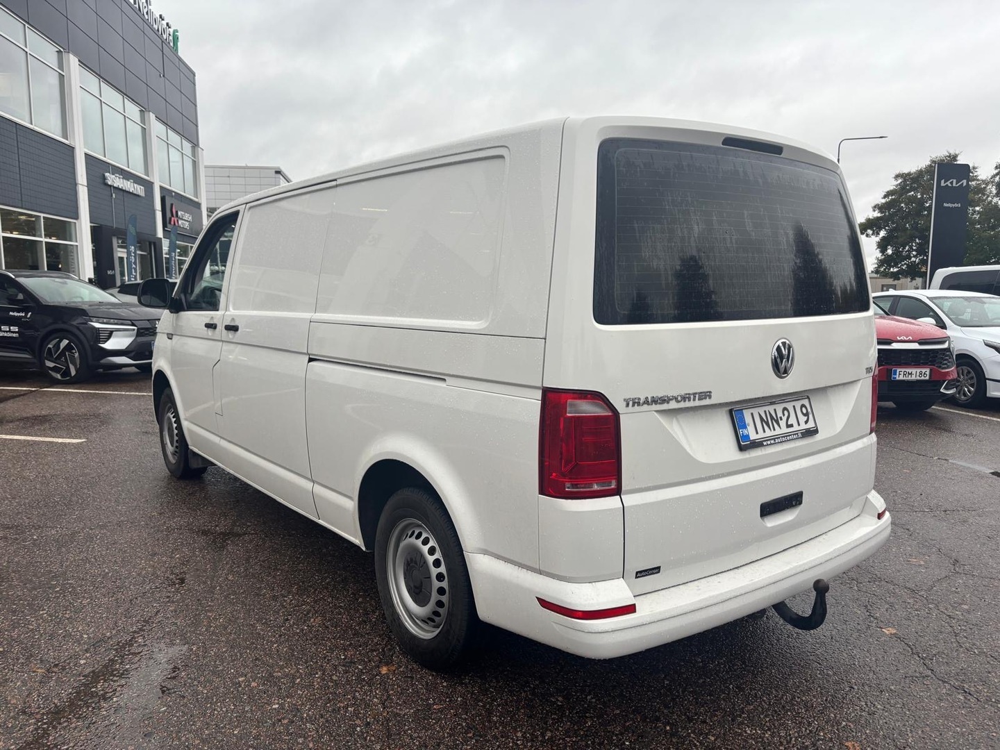 VOLKSWAGEN Transporter 2
