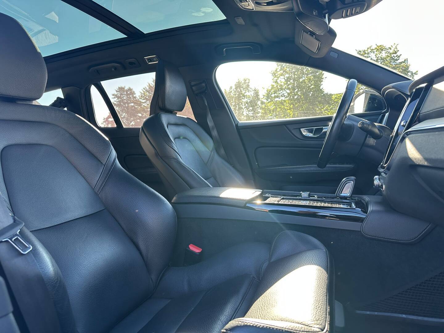VOLVO V60 4