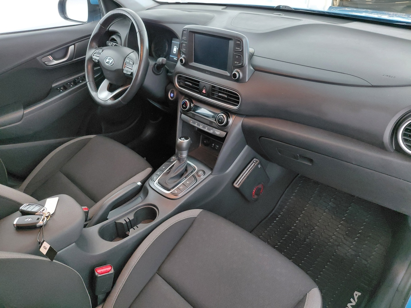 HYUNDAI KONA 19