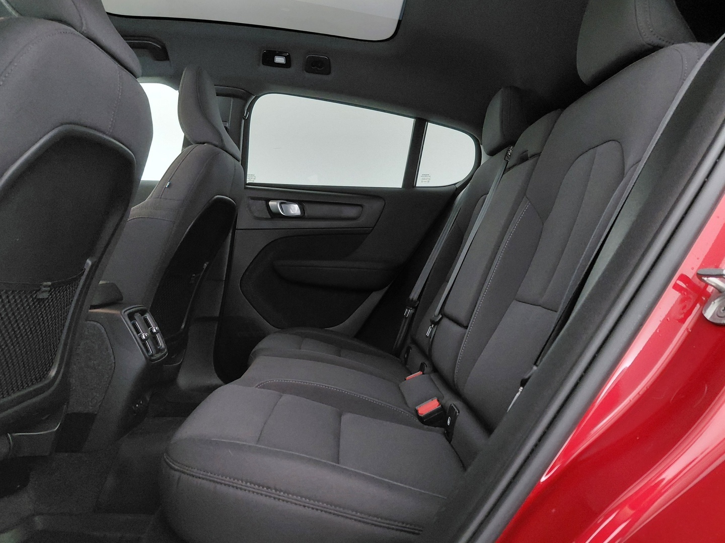 VOLVO C40 16