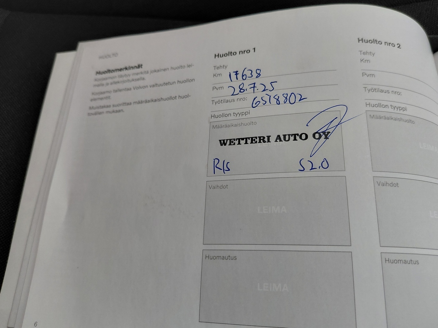 VOLVO C40 23