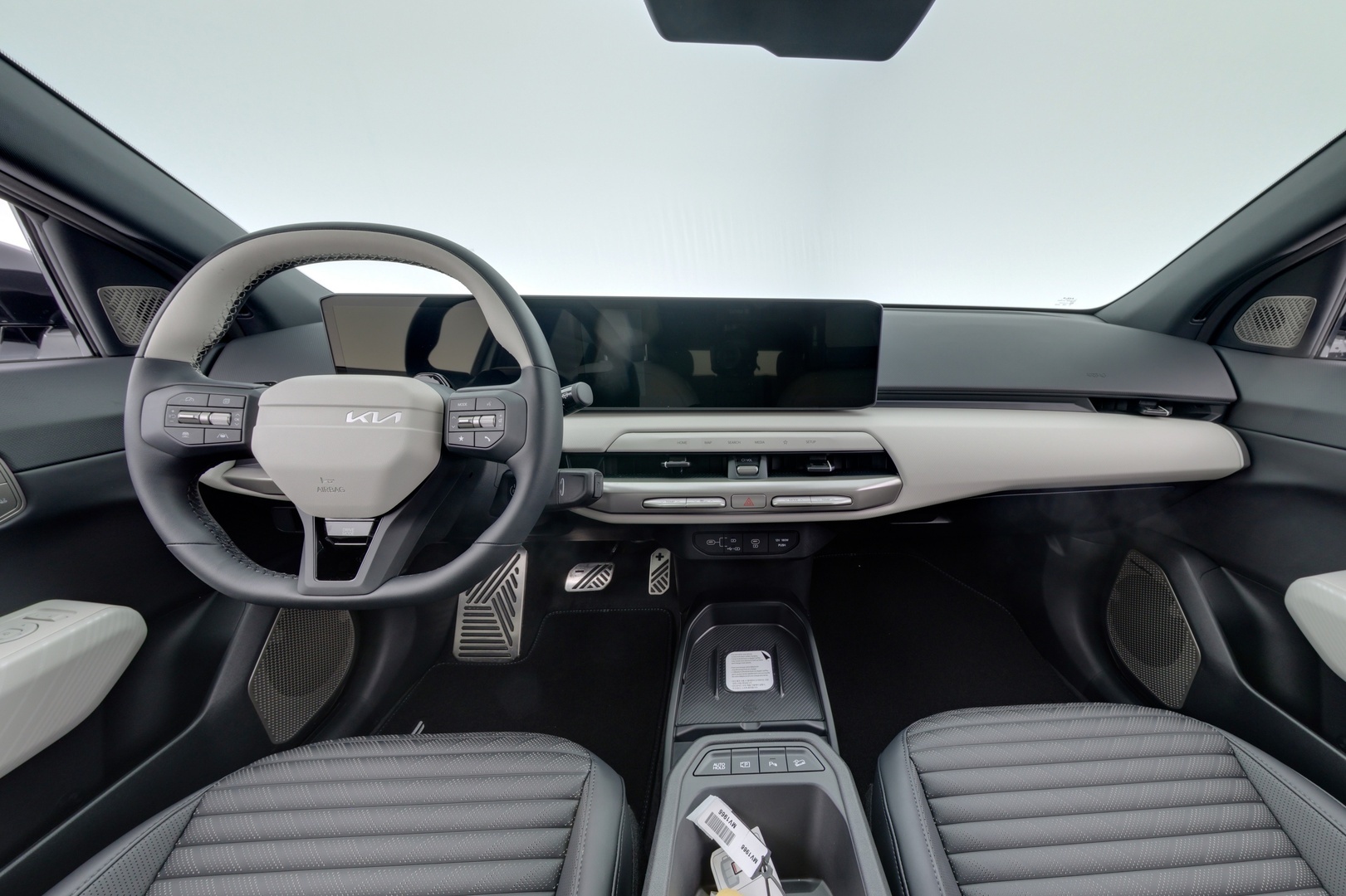 KIA EV4 10