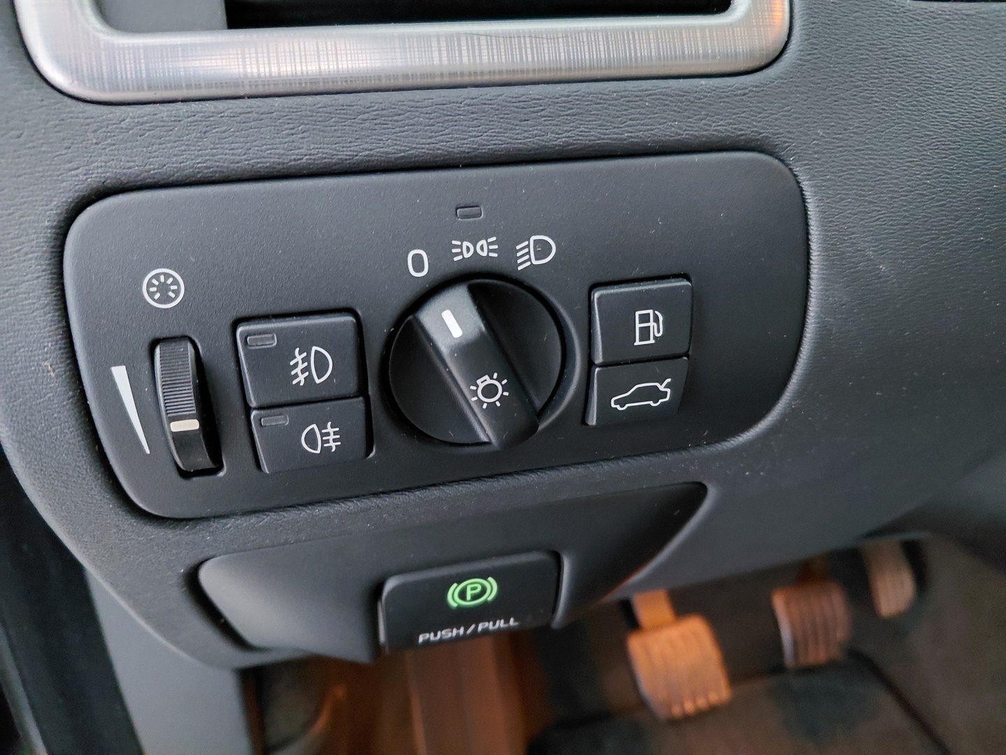 VOLVO V70 34