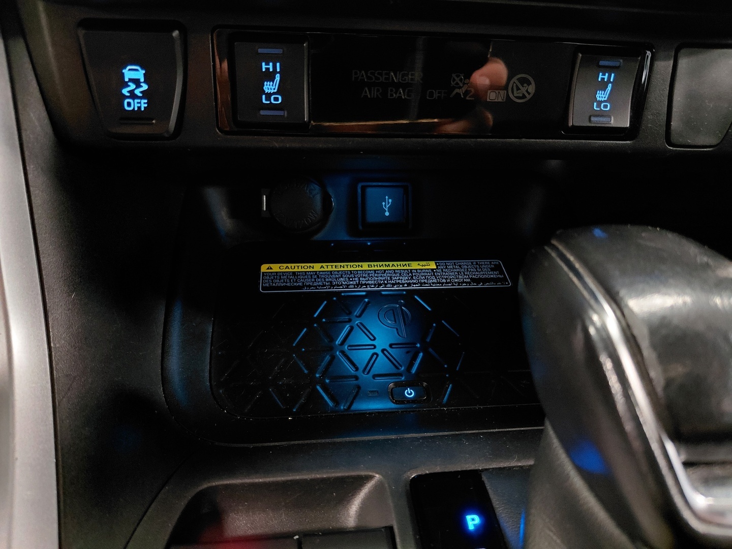 TOYOTA RAV4 22