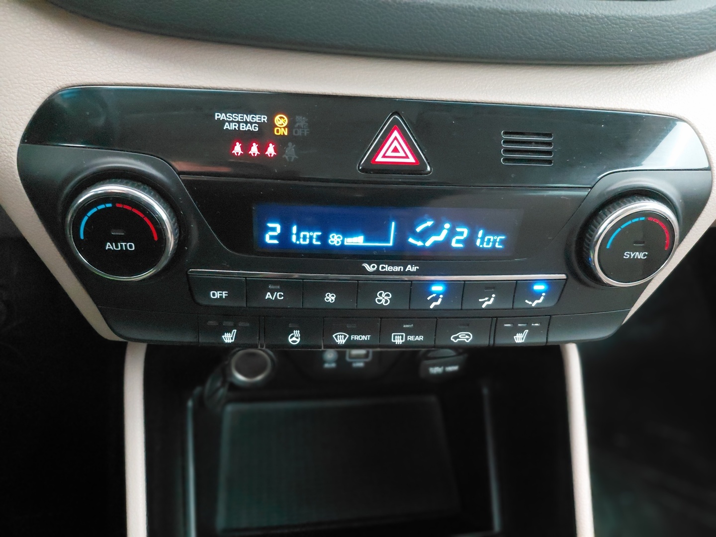 HYUNDAI Tucson 29