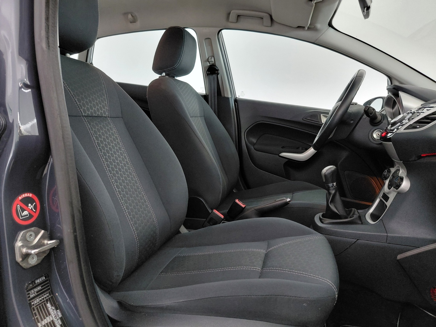 FORD Fiesta 23