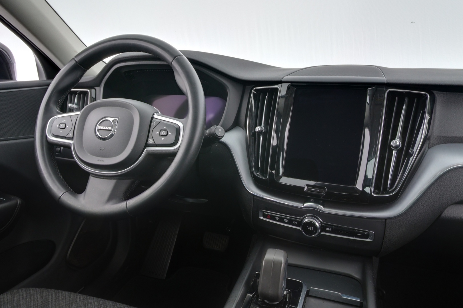 VOLVO XC60 11