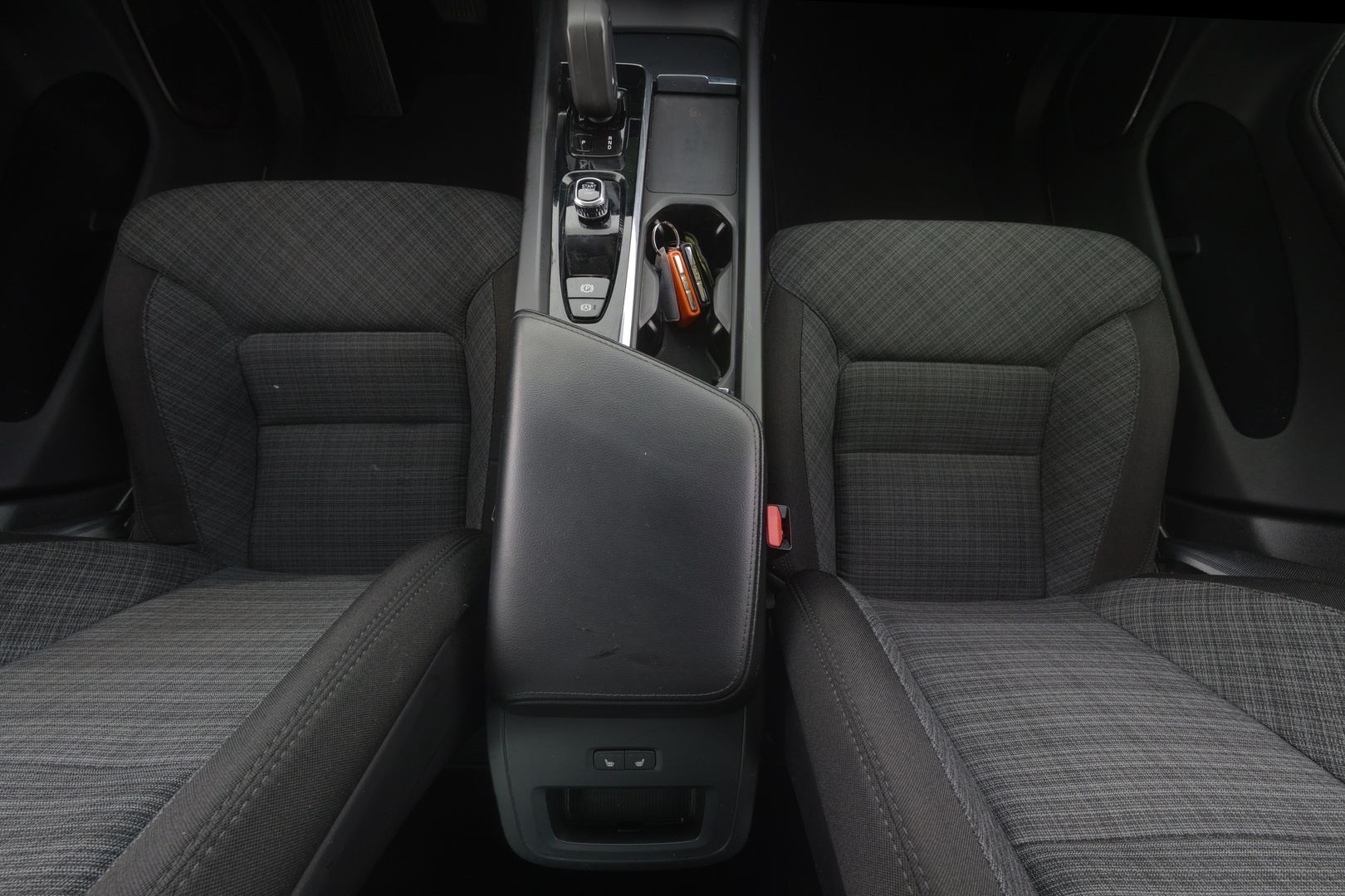 VOLVO XC60 12