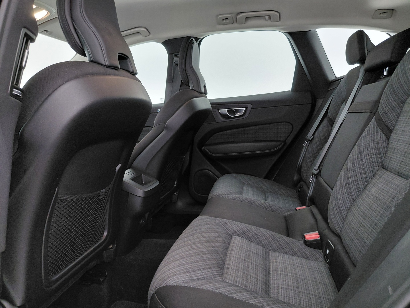 VOLVO XC60 18