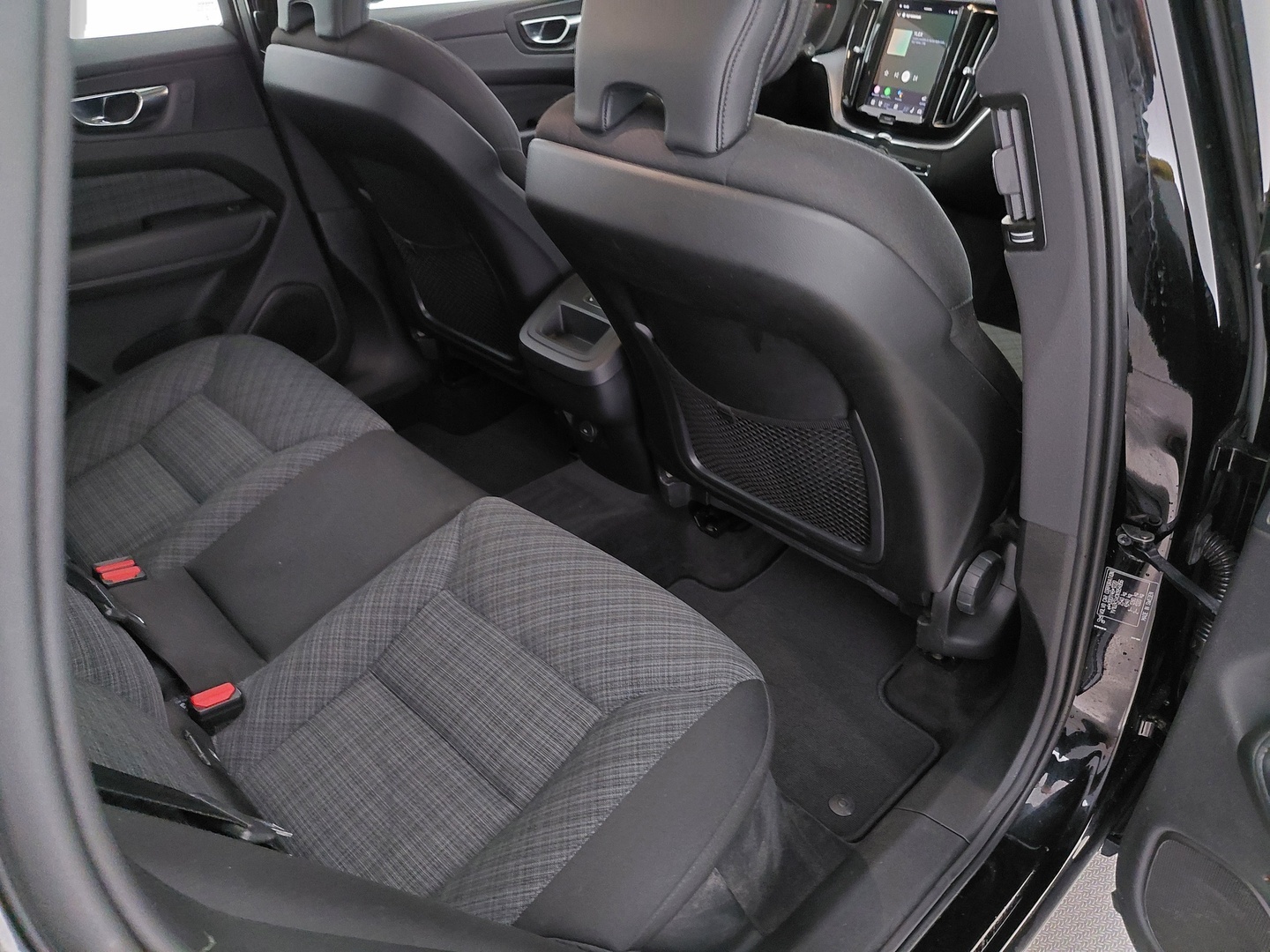 VOLVO XC60 19