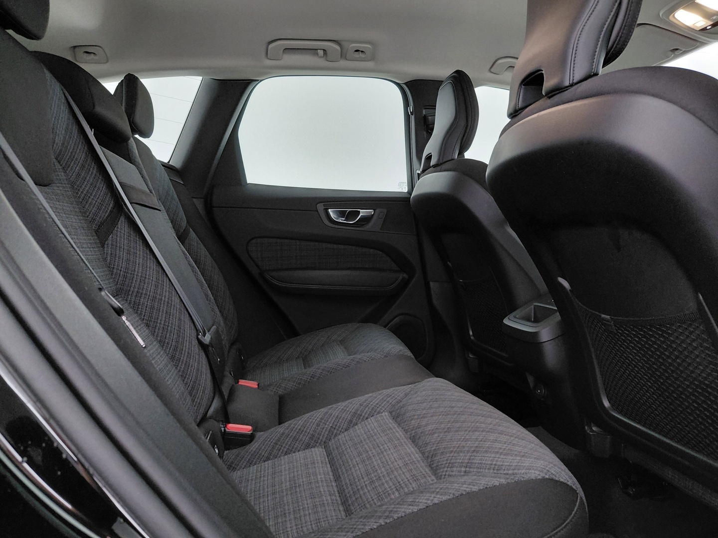 VOLVO XC60 20