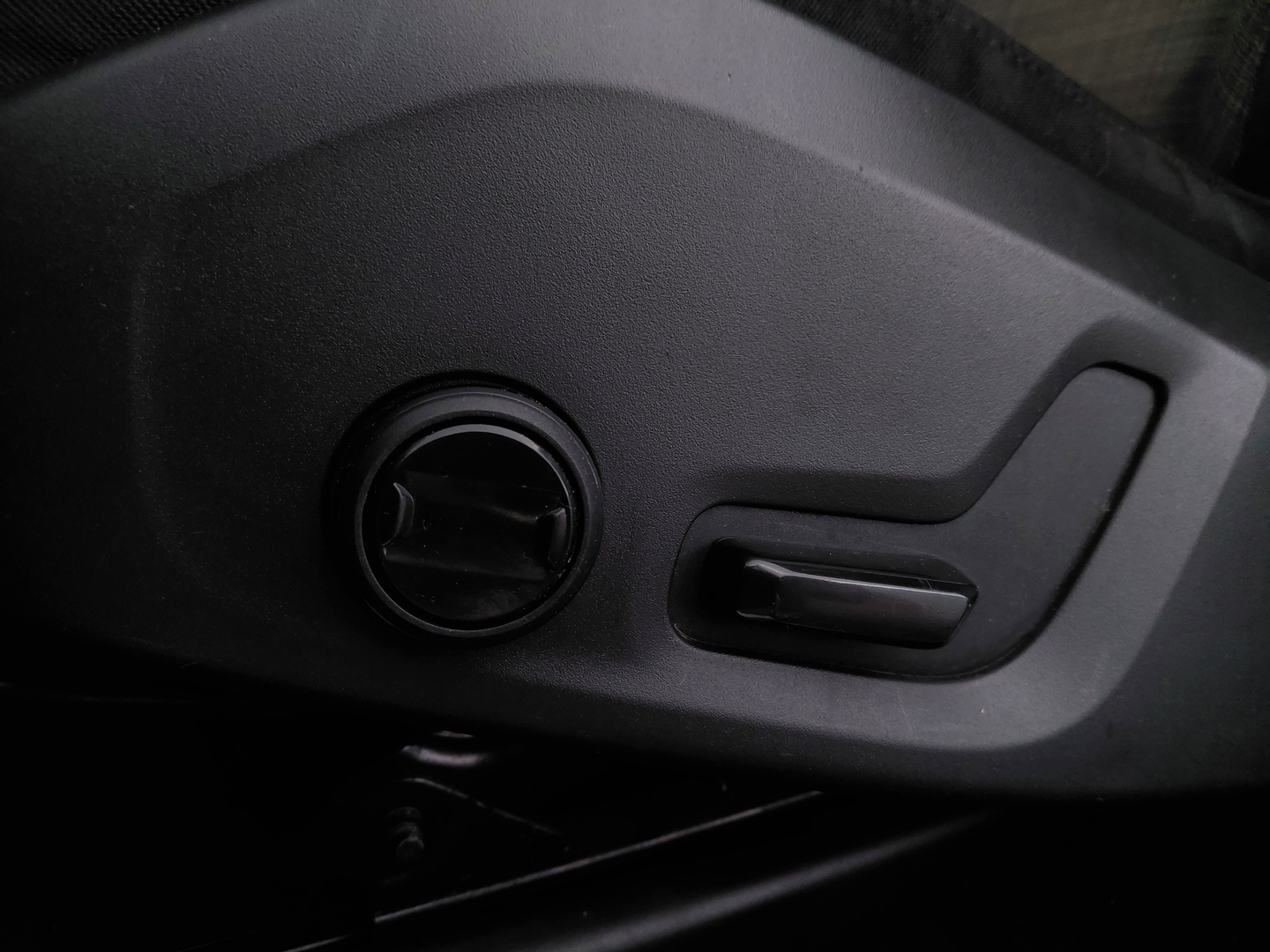 VOLVO XC60 24