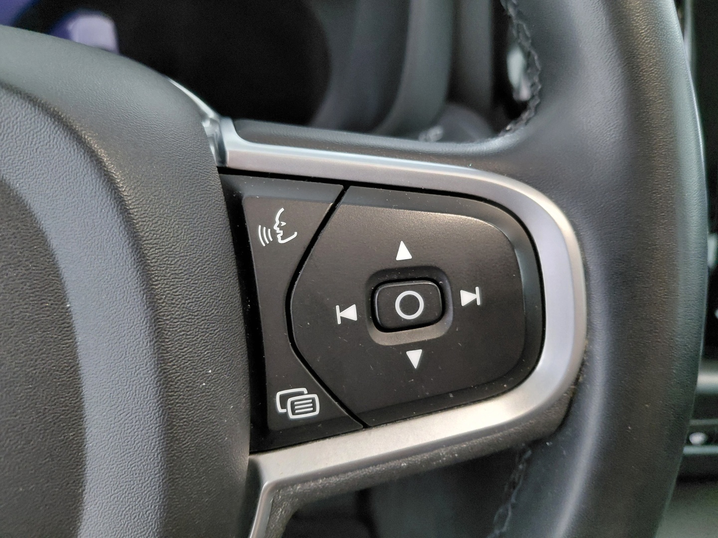 VOLVO XC60 27