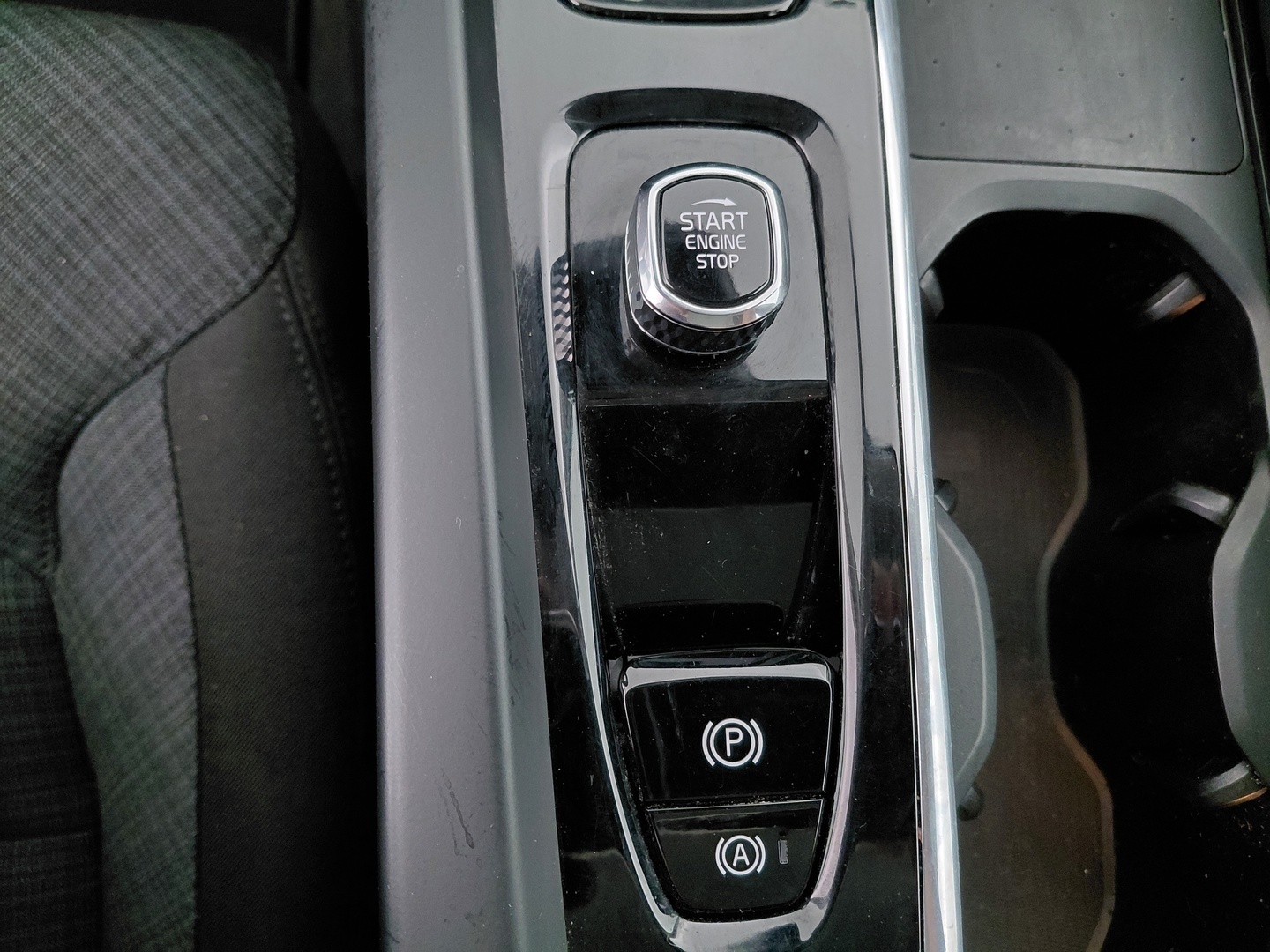 VOLVO XC60 31