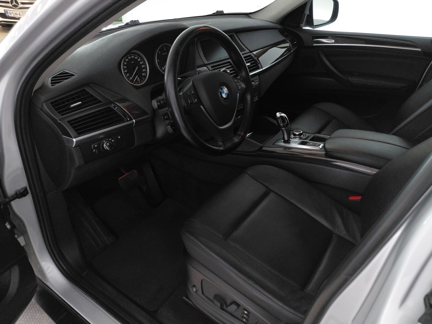 BMW X6 14