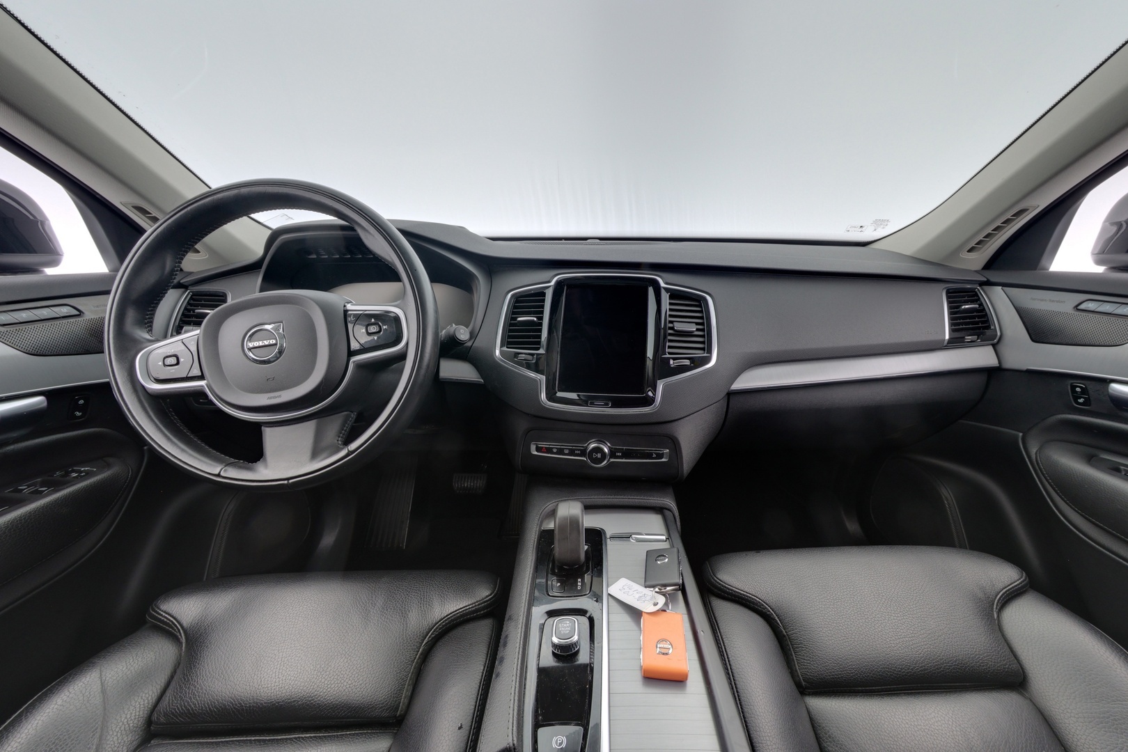VOLVO XC90 10