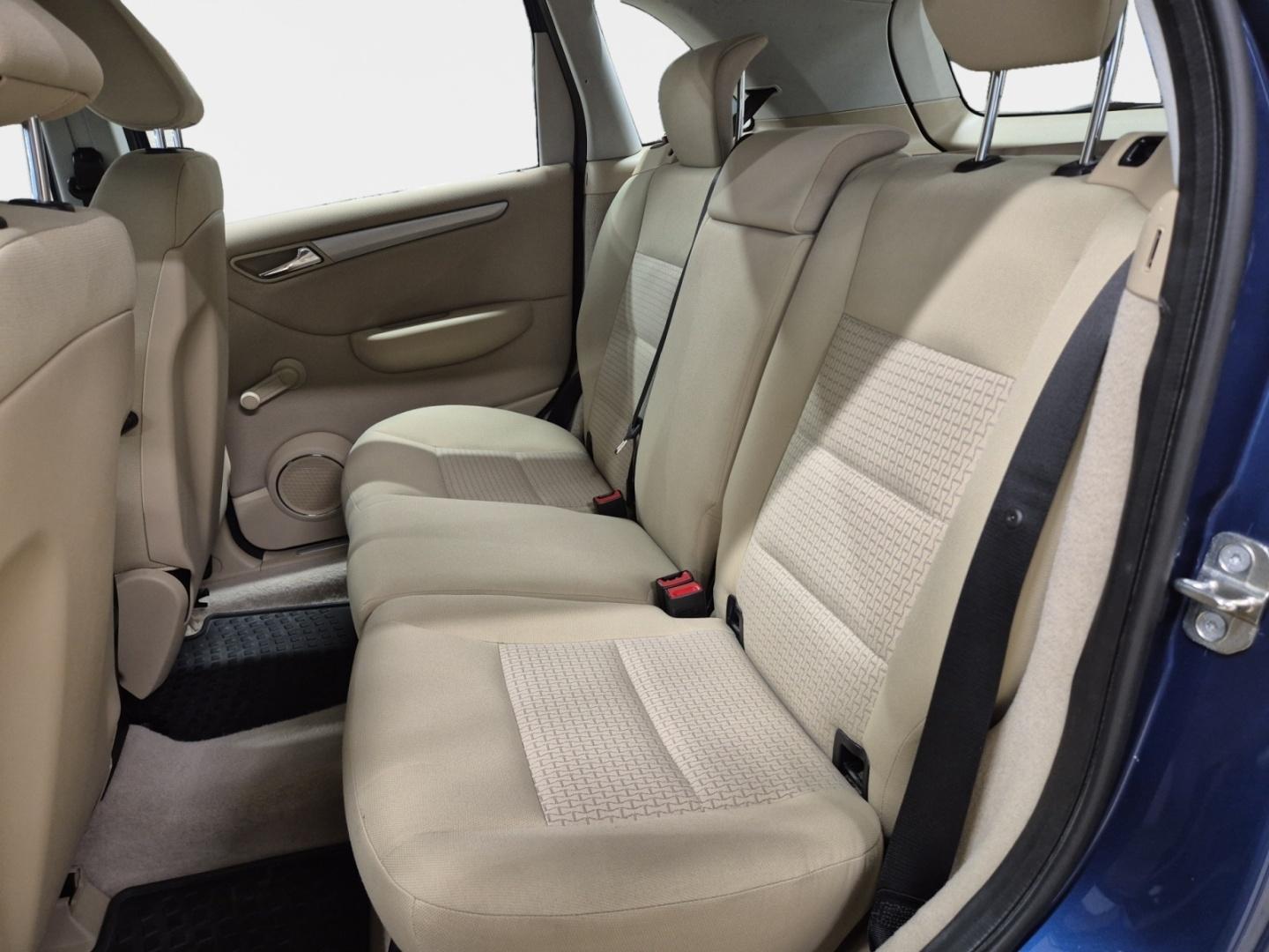 MERCEDES-BENZ B 2008