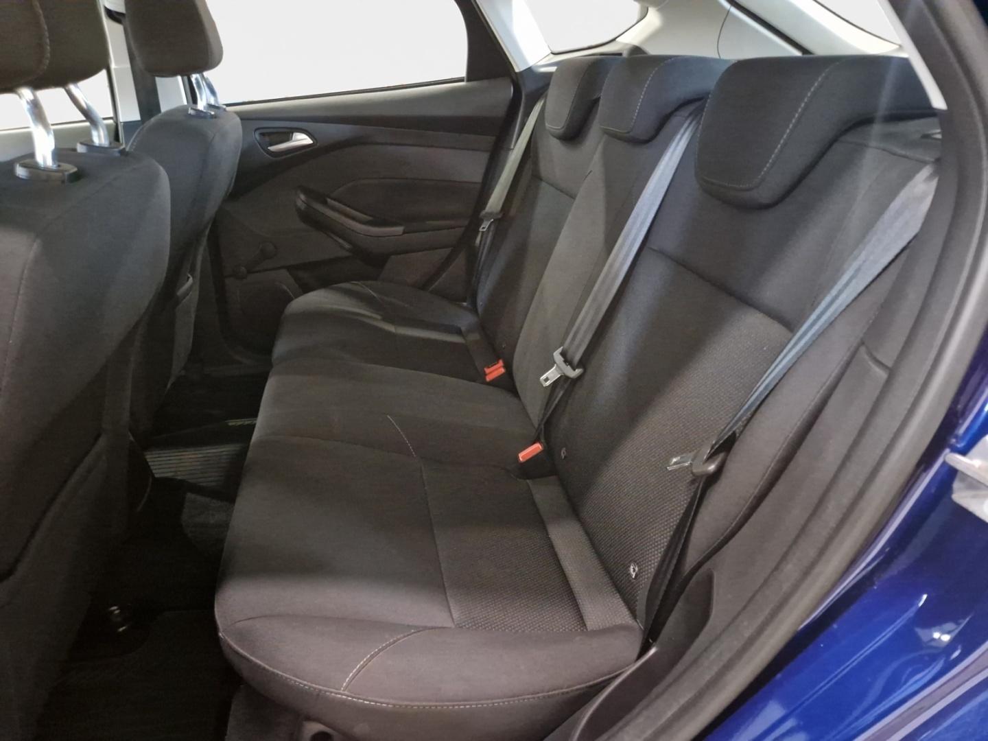 FORD Focus 10