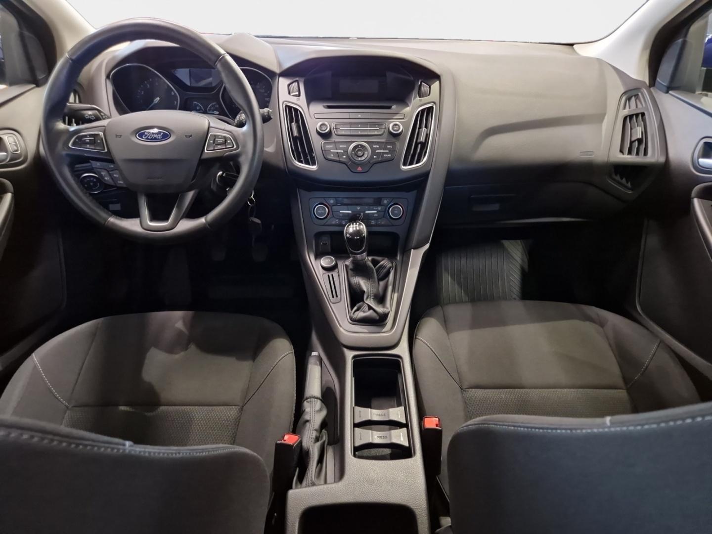 FORD Focus 11