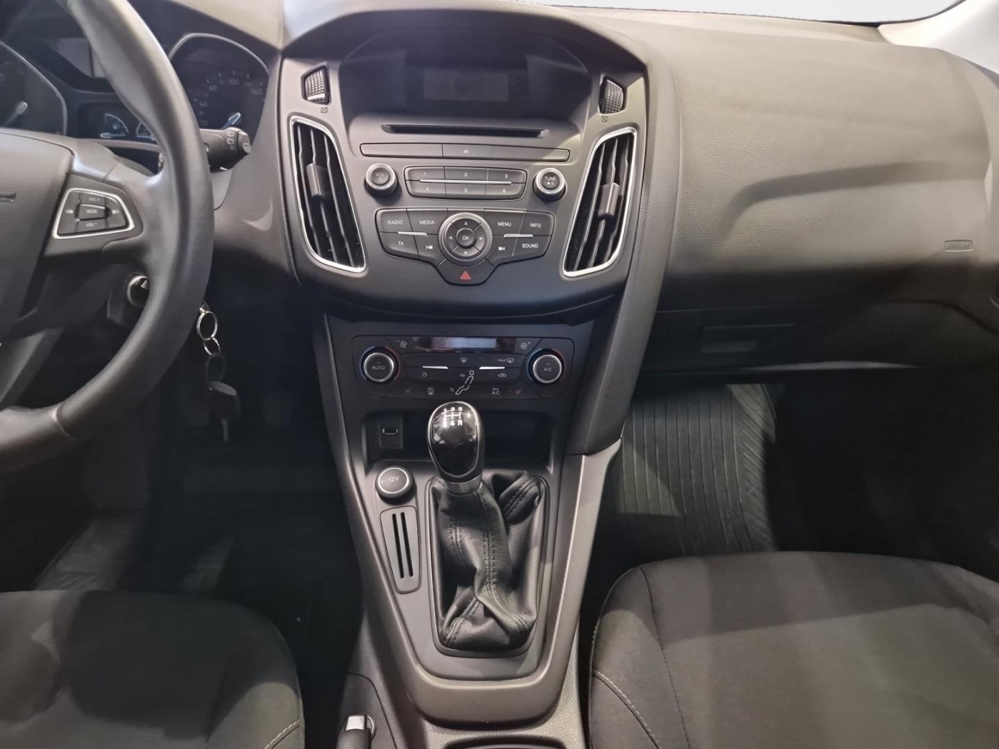 FORD Focus 12