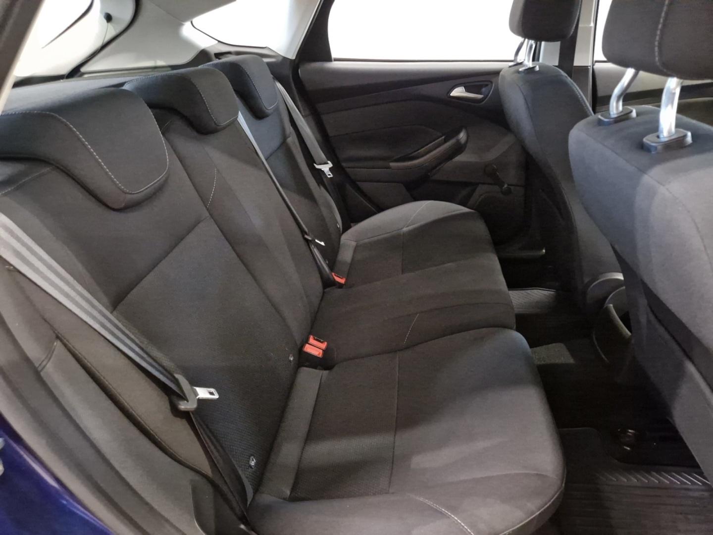 FORD Focus 14