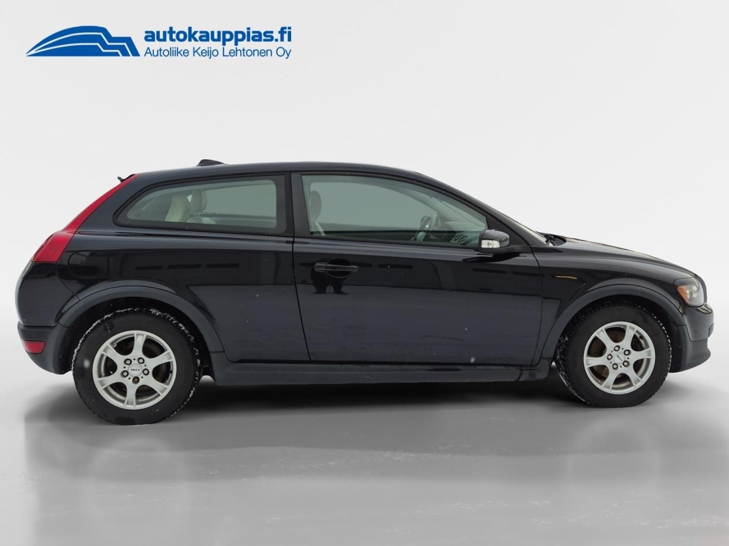 VOLVO C30 2009