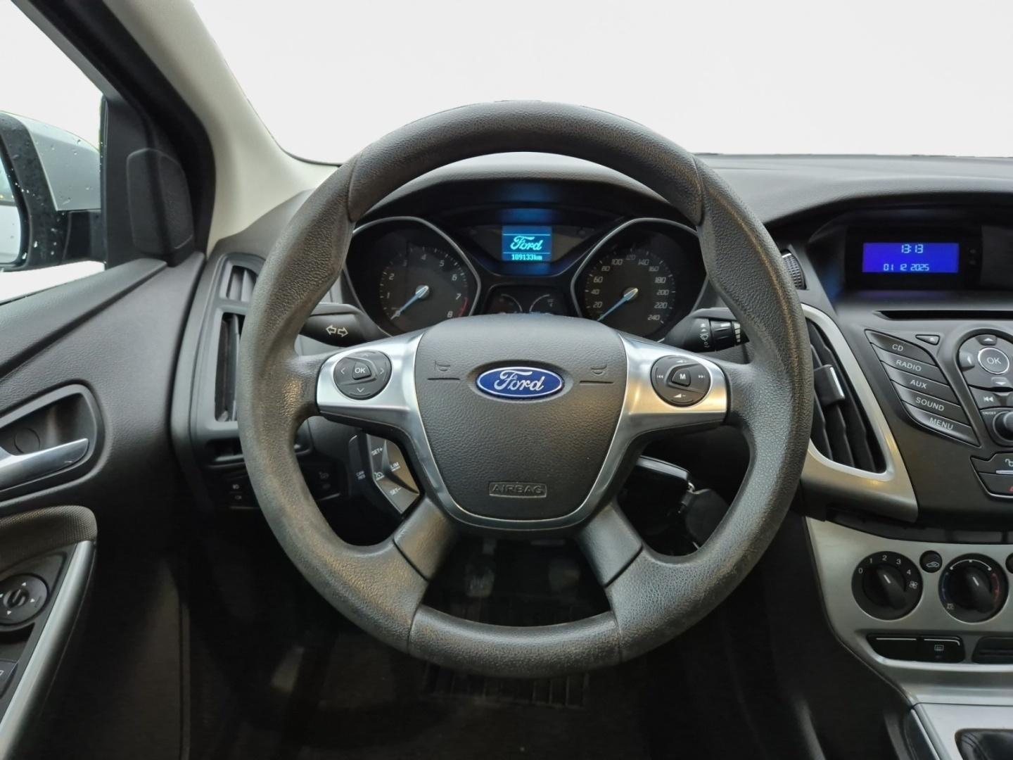 FORD Focus 2011