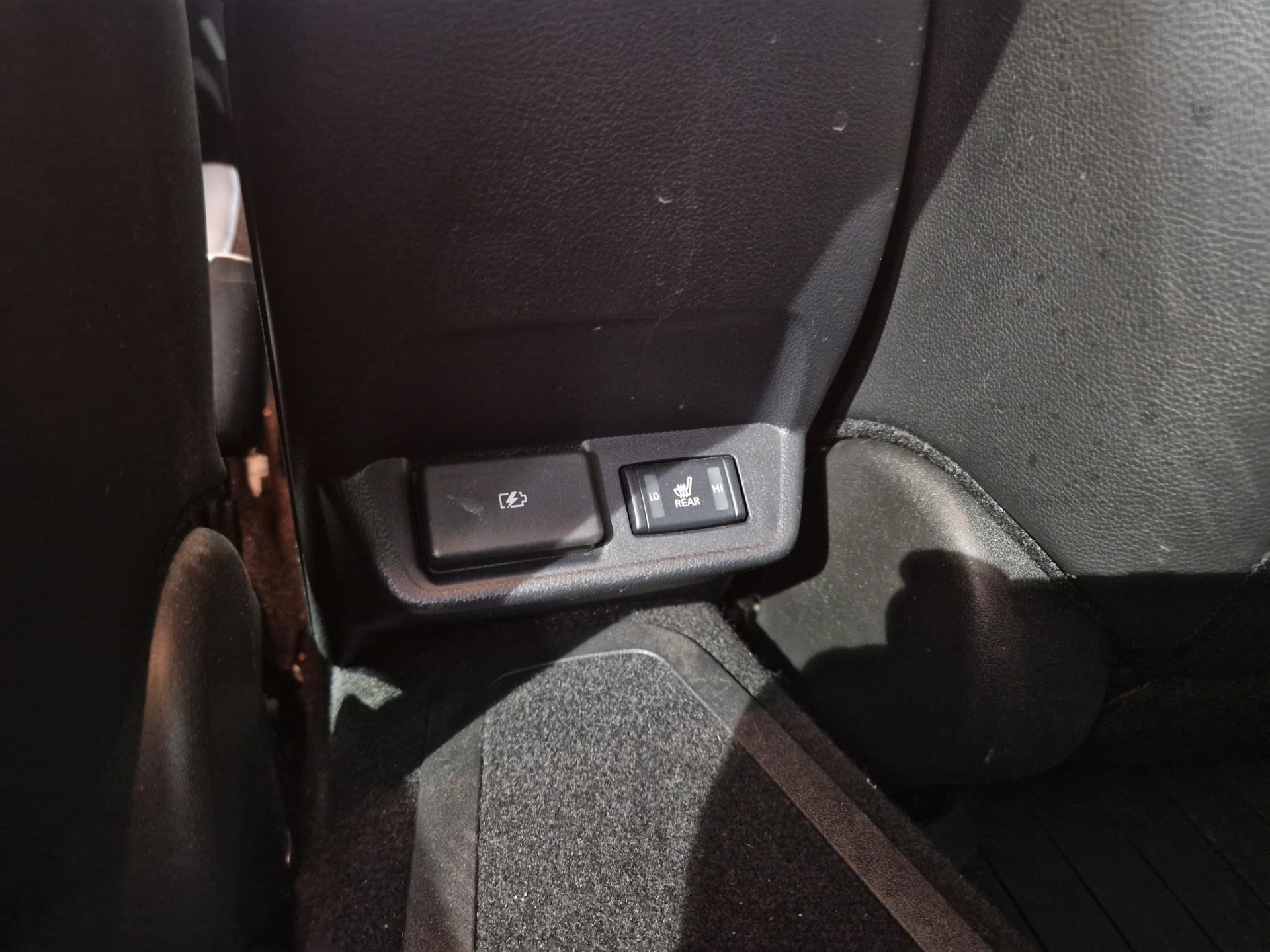NISSAN Leaf 15